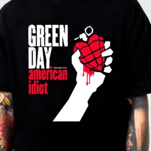 Camiseta Manga Curta Green Day American Idiot